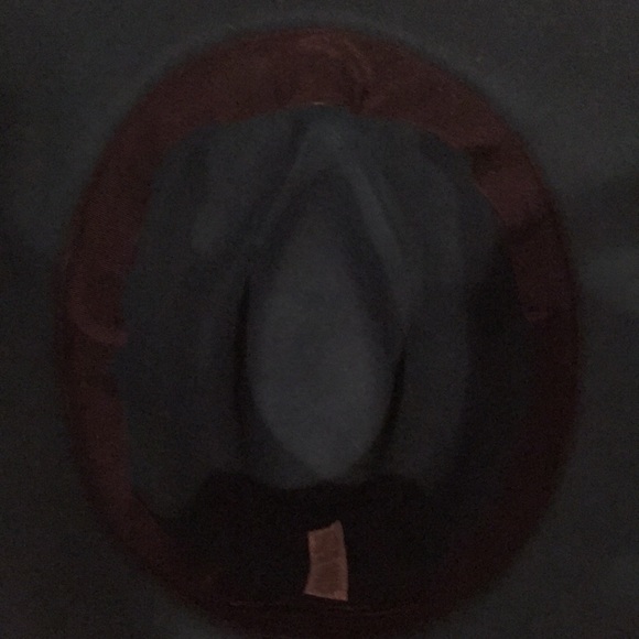 NWOT BCBG Teal Hat with Black band - Picture 4 of 5